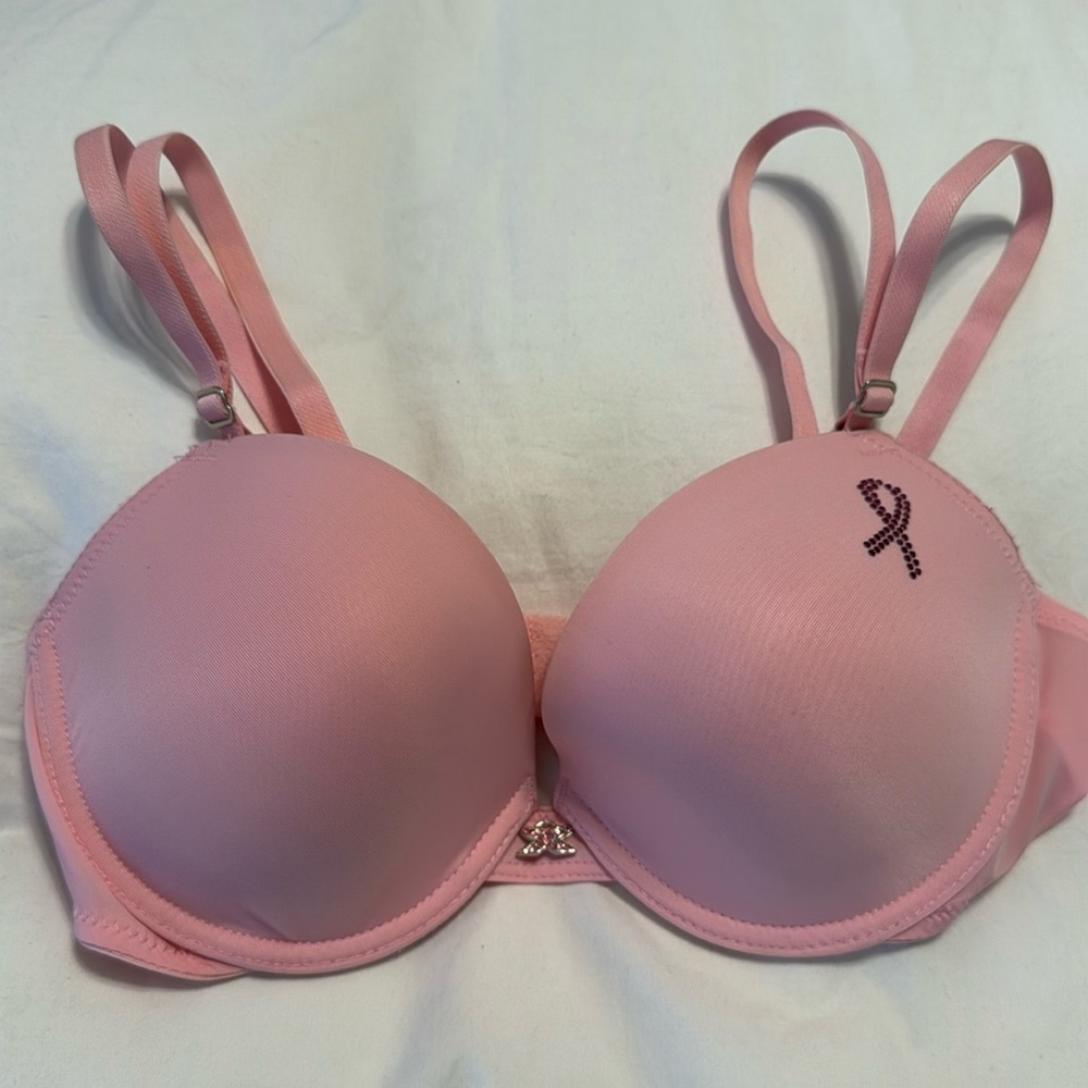 Fredericks of Hollywood Xtreme Cleavage Bra- Breast cancer bra- 32C
